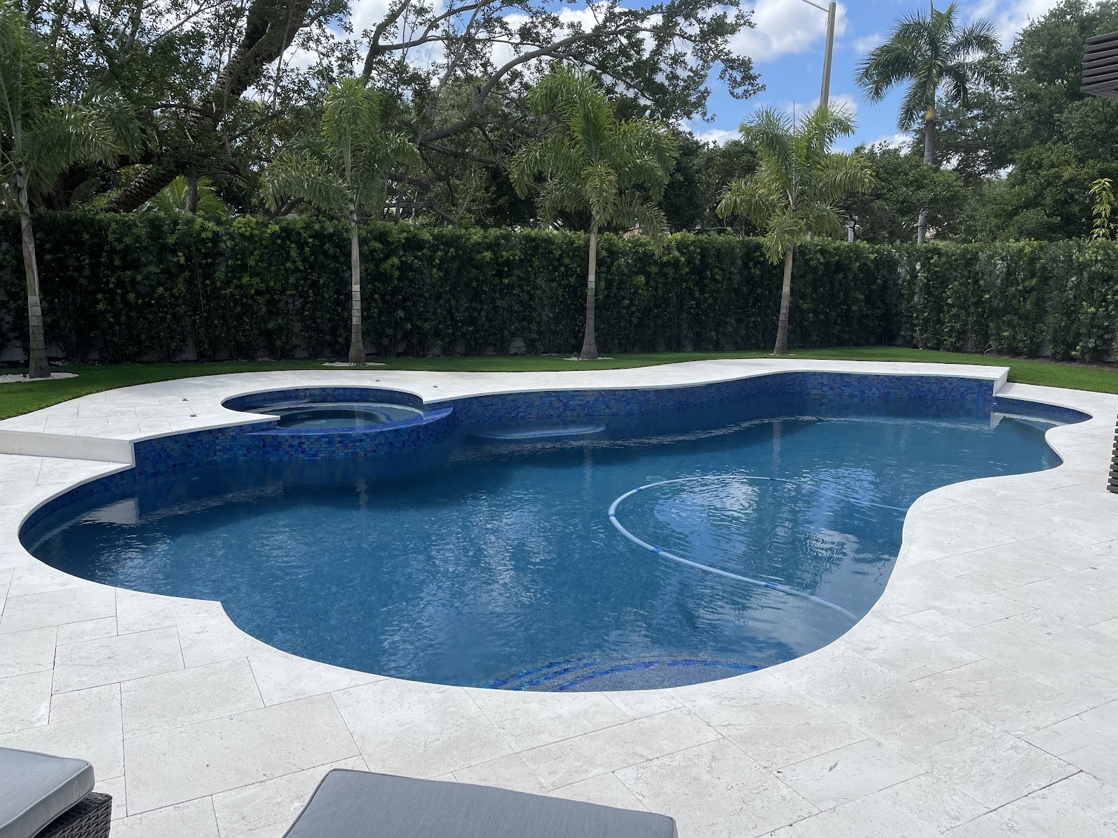 Blue Ocean Pool & Spa servicing a South Florida backyard pool